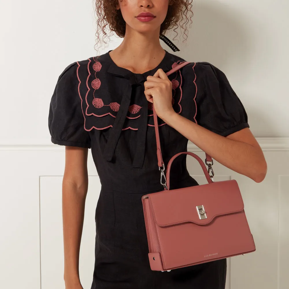 AGATE LARGE LIP TURN LOCK QUEENIE HANDBAG